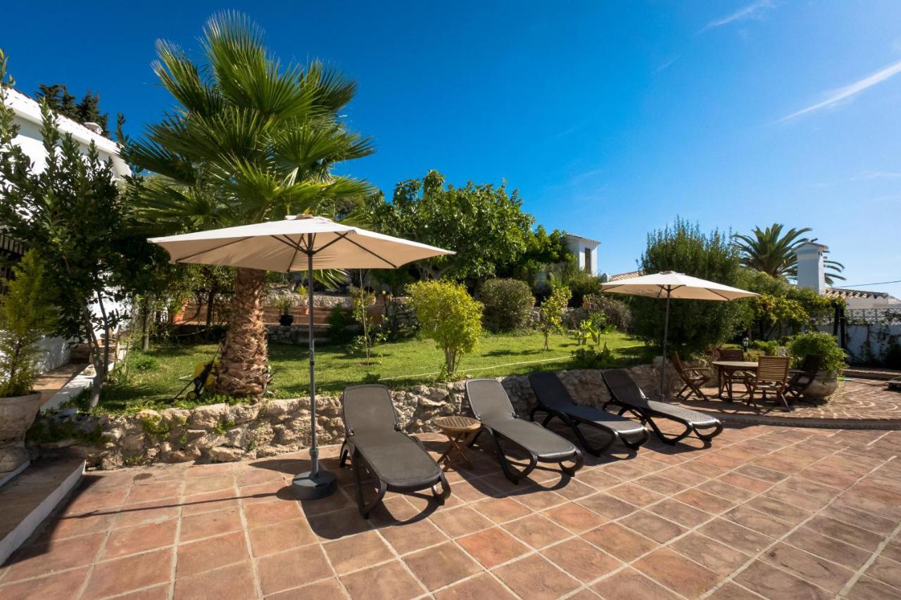 Private Heated Pool, Jacuzzi & 1225M2 Garden In Villa Cipreses Frigiliana Luaran gambar