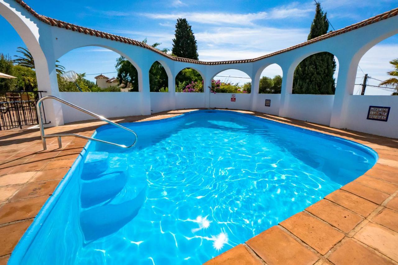Private Heated Pool, Jacuzzi & 1225M2 Garden In Villa Cipreses Frigiliana Luaran gambar
