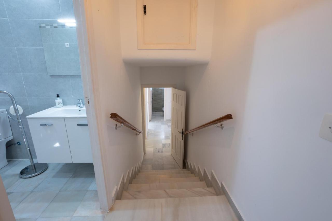 Private Heated Pool, Jacuzzi & 1225M2 Garden In Villa Cipreses Frigiliana Luaran gambar