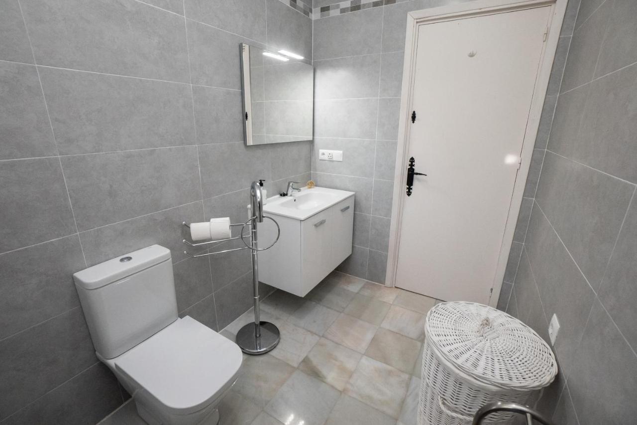 Private Heated Pool, Jacuzzi & 1225M2 Garden In Villa Cipreses Frigiliana Luaran gambar