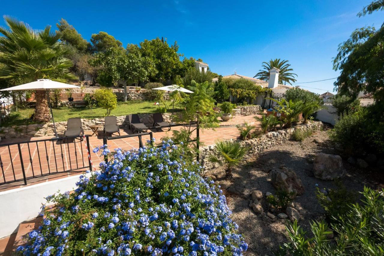 Private Heated Pool, Jacuzzi & 1225M2 Garden In Villa Cipreses Frigiliana Luaran gambar