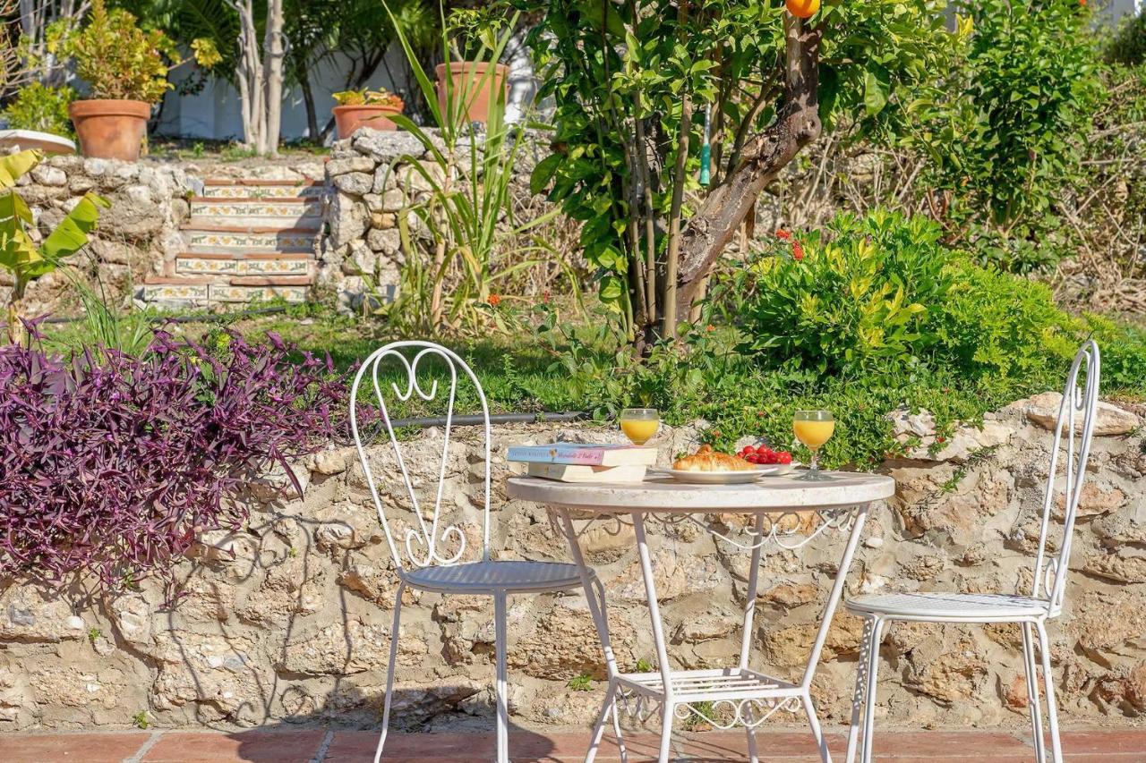 Private Heated Pool, Jacuzzi & 1225M2 Garden In Villa Cipreses Frigiliana Luaran gambar