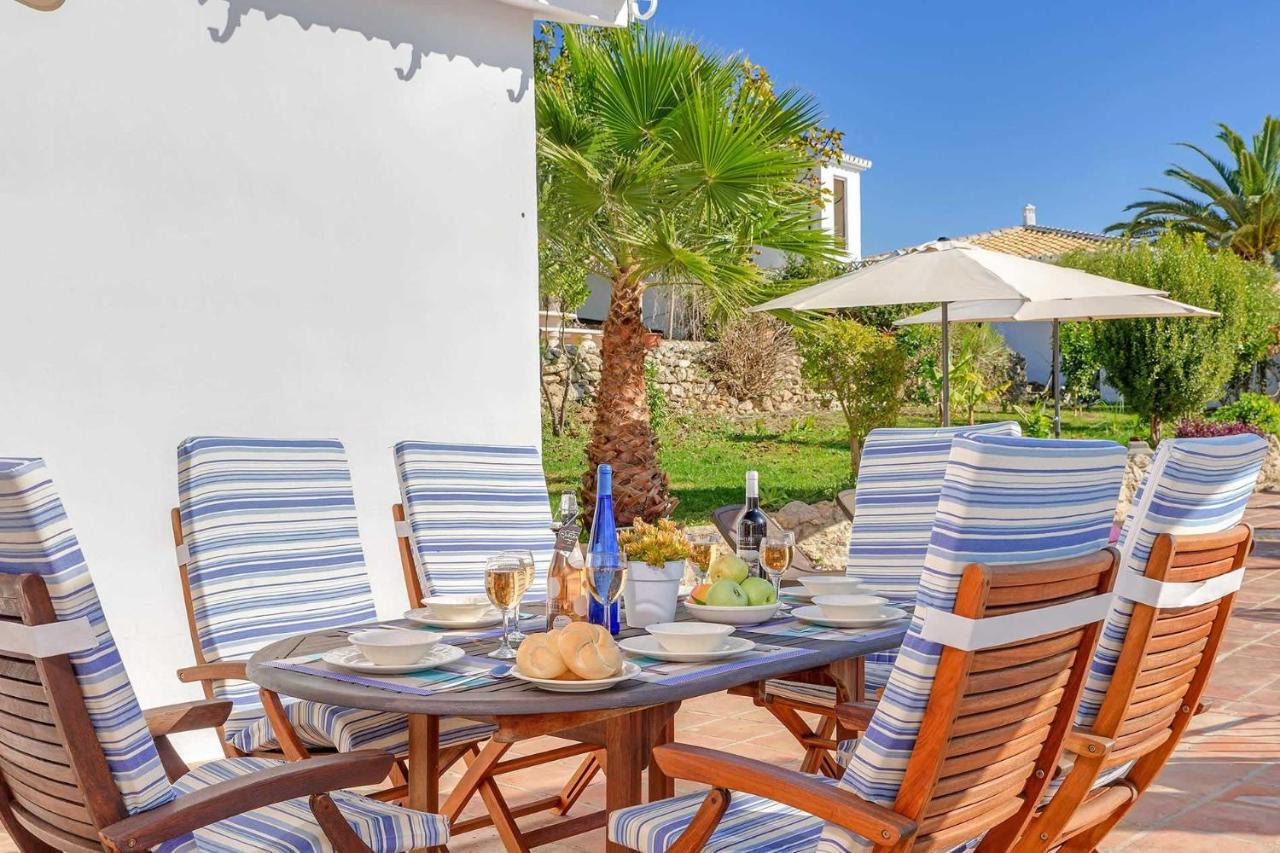 Private Heated Pool, Jacuzzi & 1225M2 Garden In Villa Cipreses Frigiliana Luaran gambar